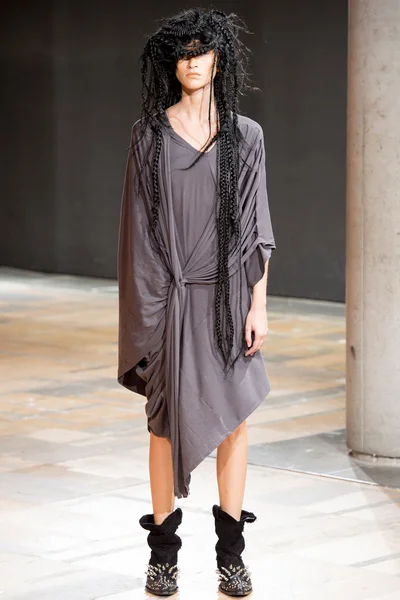 Look 35